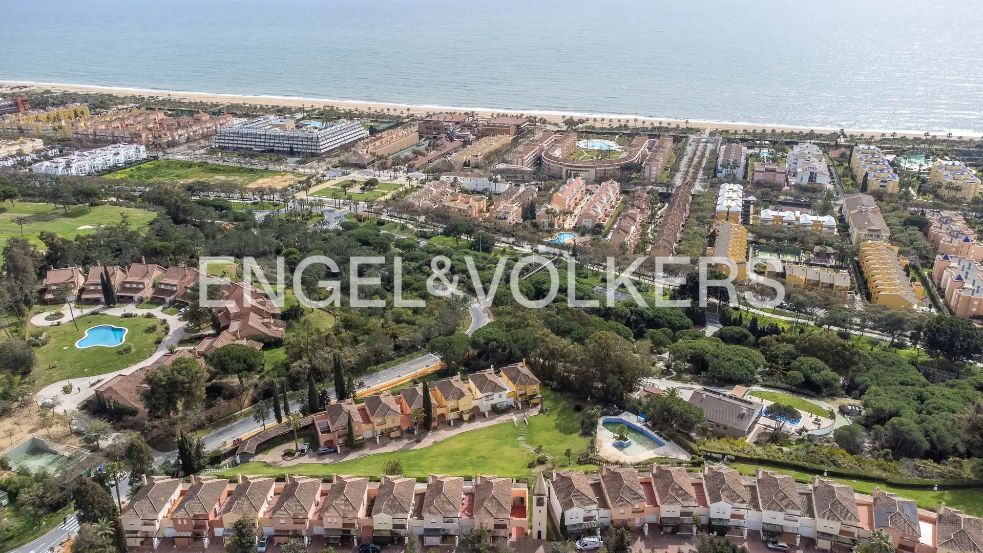 Vista exterior de Casa o chalet en venta en Islantilla con Calefacción, Jardín privado y Terraza