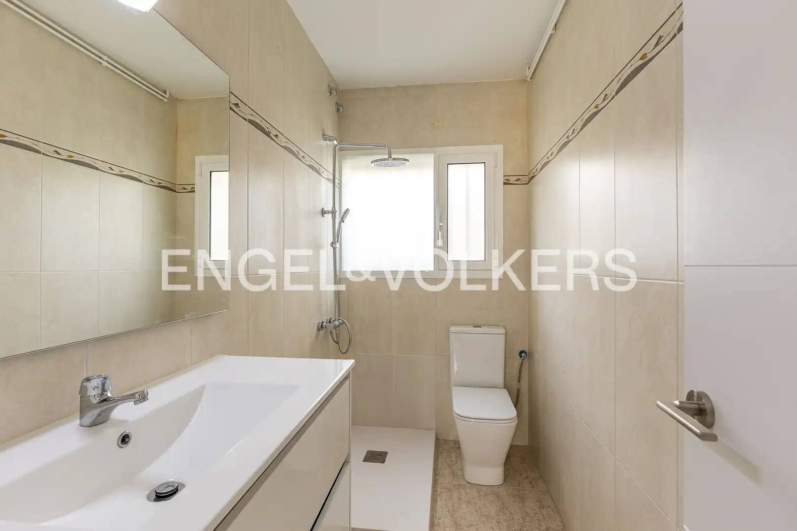 Bathroom of Flat for sale in Calafell  with Air Conditioner, Heating and Terrace