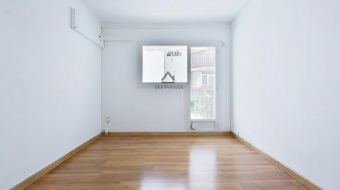 Foto 2 de Piso en venta en Carrer Josep Sangenis, La Teixonera, Barcelona Capital