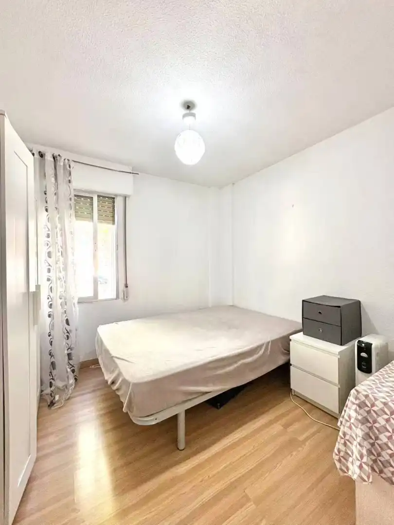 Bedroom of Flat for sale in Móstoles  with Air Conditioner, Parquet flooring and Oven