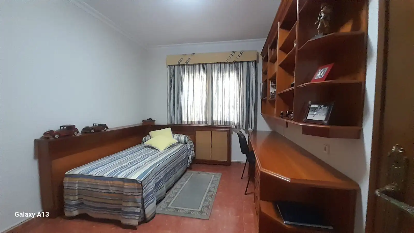 Dormitori de Casa o xalet en venda en Paterna amb Aire condicionat, Calefacció i Jardí privat