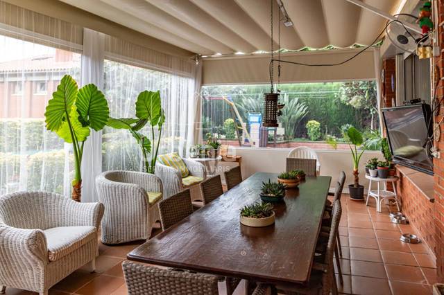 Casa-chalet en Venta en Sud