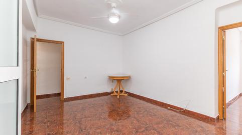 Foto 4 de Pis en venda a Carrer del Monestir de Poblet, Barrio de Campanar, Valencia