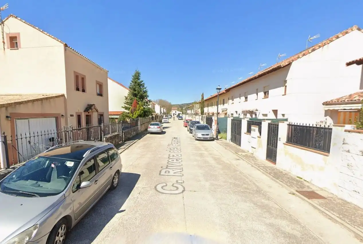 Vista exterior de Casa o xalet en venda en Espinosa de Henares