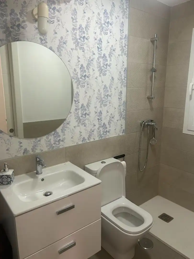 Baño de Casa adosada en venta en Bormujos con Aire acondicionado, Jardín privado y Terraza