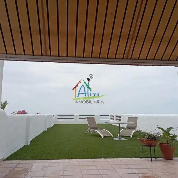 Terrasse von Einfamilien-Reihenhaus zur Miete in Almonte mit Klimaanlage und Terrasse