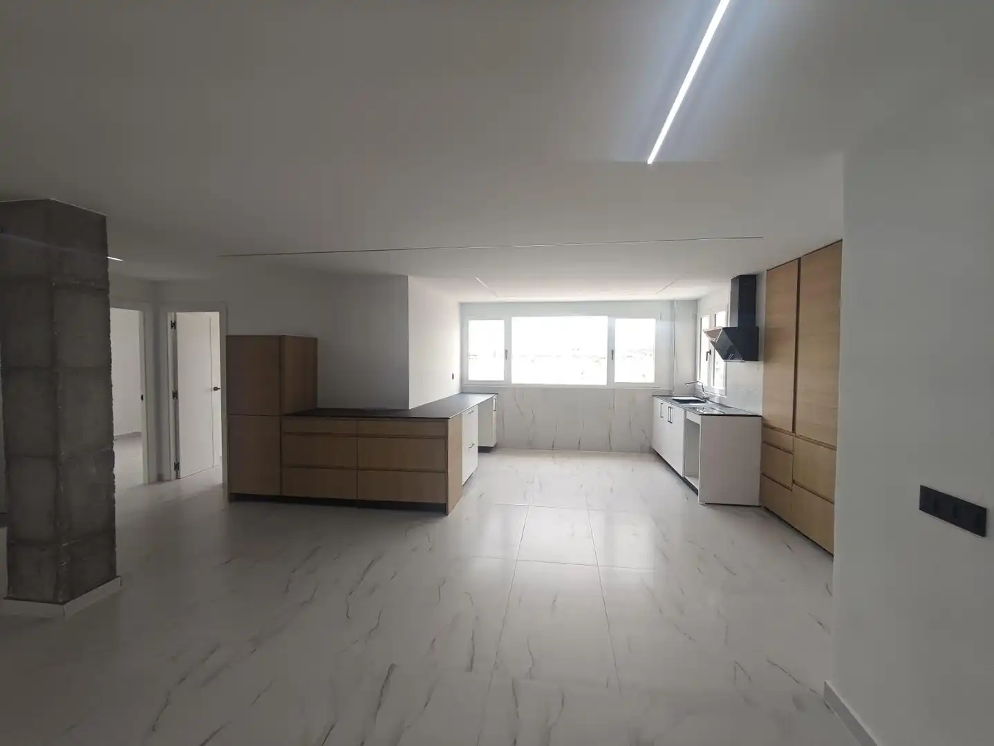 Kitchen of Flat for sale in Petrer  with Terrace and Balcony