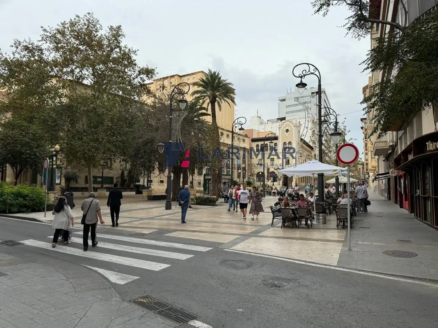 Vista exterior de Pis en venda en Alicante / Alacant