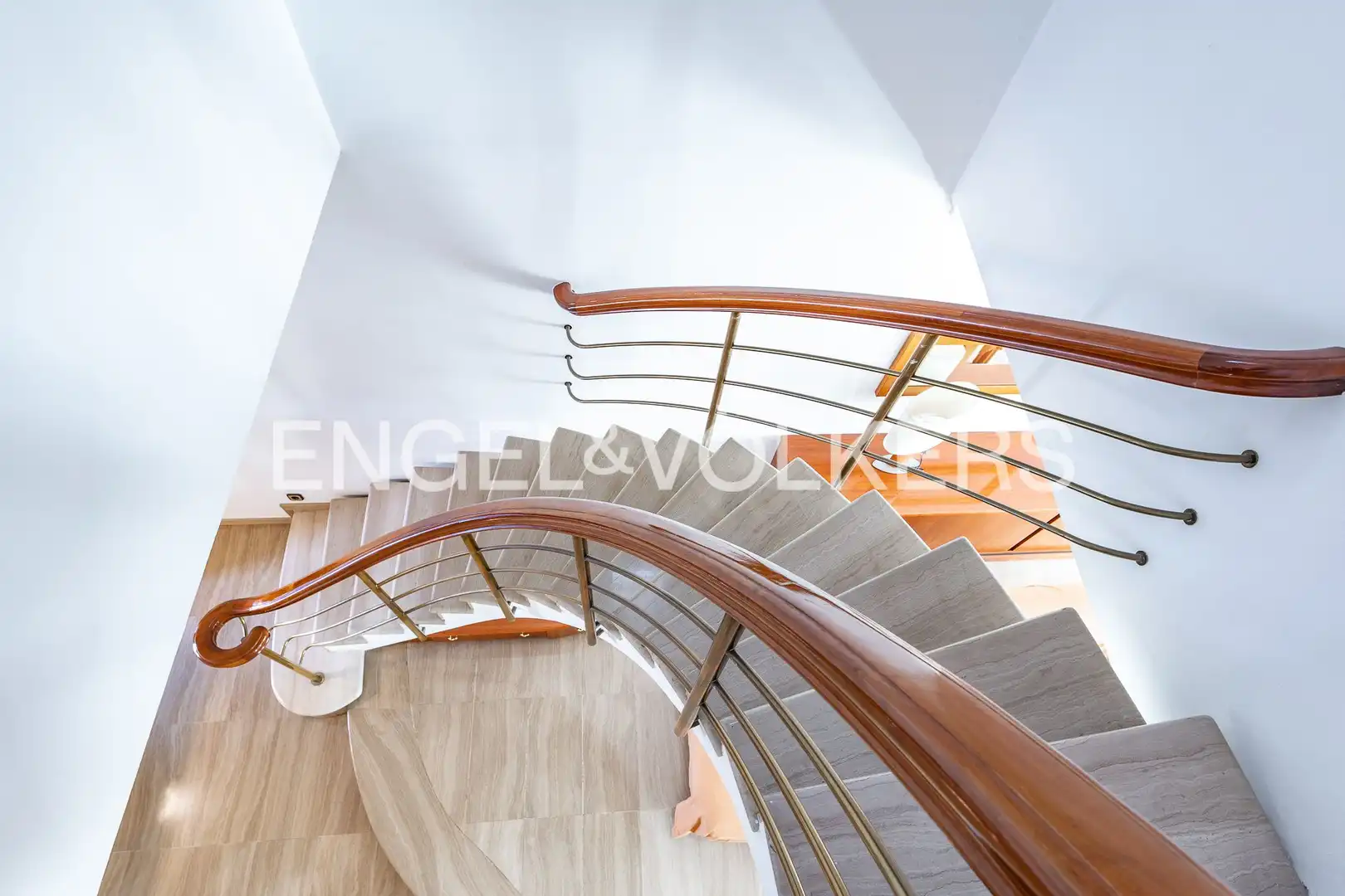 Piso en venta en Barcelona con Aire acondicionado, Calefacción y Terraza