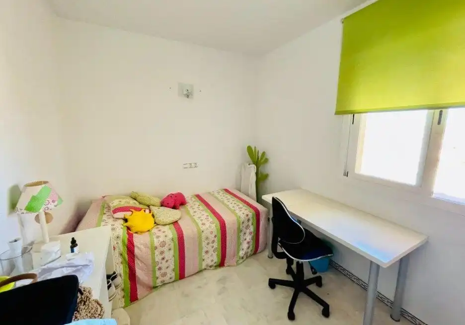 Apartamento con piscina en venta en Zona Carrefour - Urbanizaciones, imagen 12