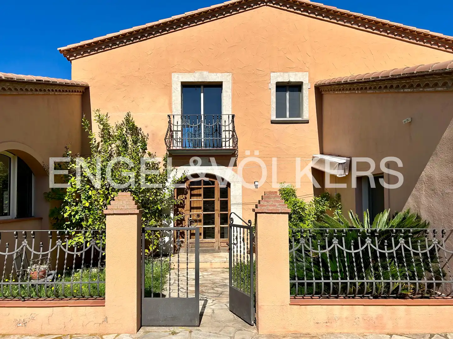 Vista exterior de Casa o chalet en venta en Falset con Calefacción, Jardín privado y Terraza
