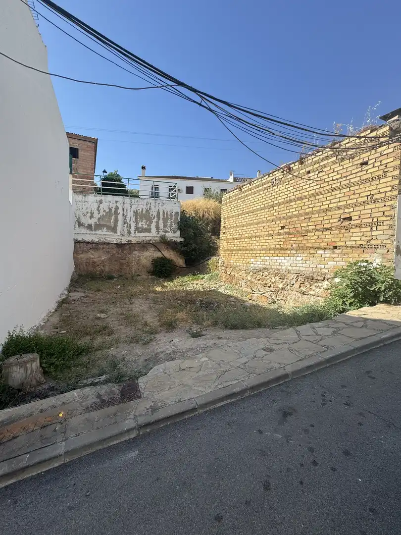 Terreno en venta en Serrato