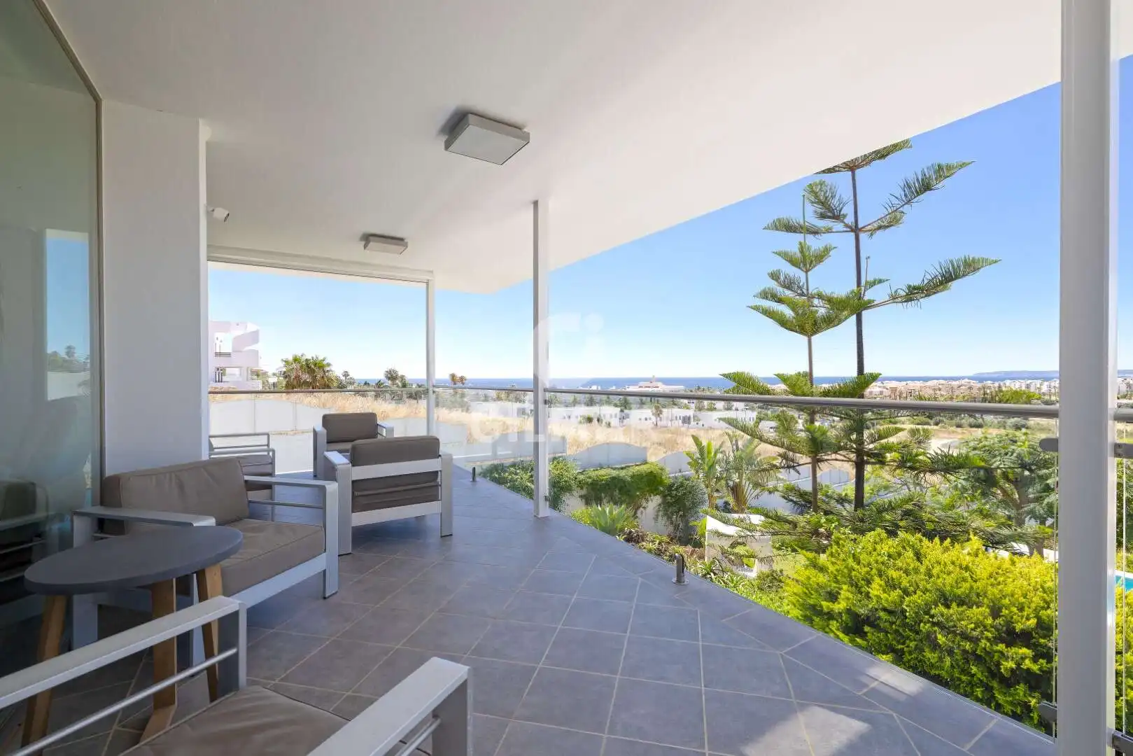 Terraza de Casa o chalet en venta en Zahara de los Atunes con Calefacción, Jardín privado y Piscina