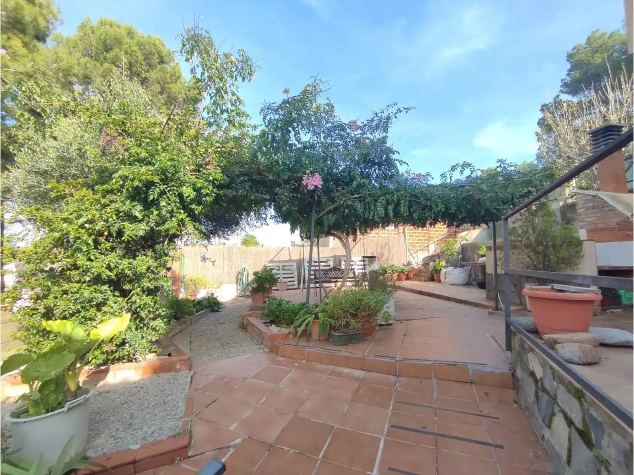 Chalet con jardín en venta en Calle ESTARTIT, imagen 4