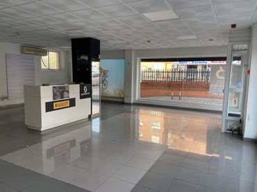 Local comercial en venda a Avenida de Carlos III
