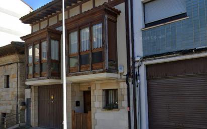 Vista exterior de Casa adosada en venda en Durango amb Balcó