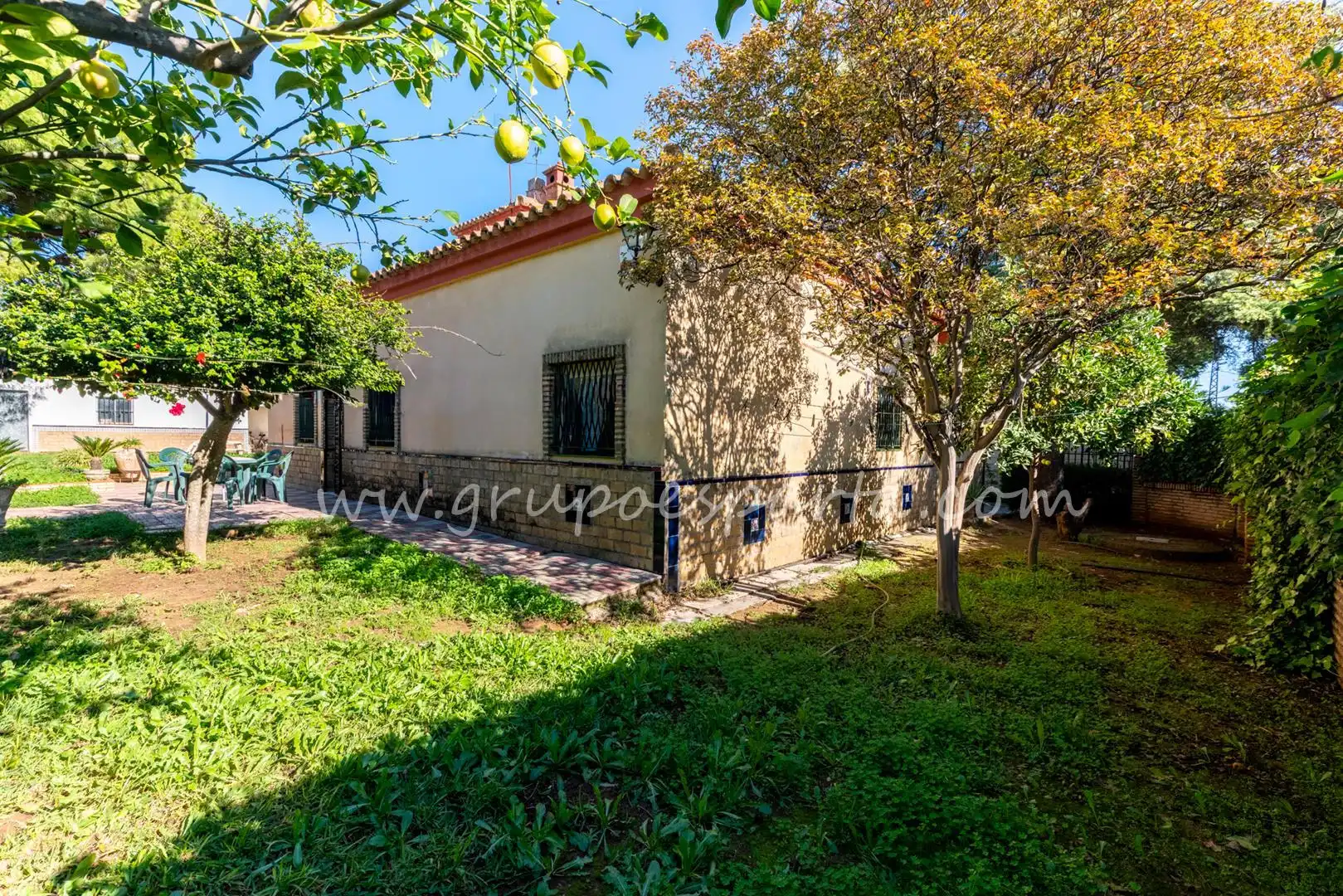 Jardí de Casa o xalet en venda en Espartinas amb Aire condicionat, Jardí privat i Terrassa