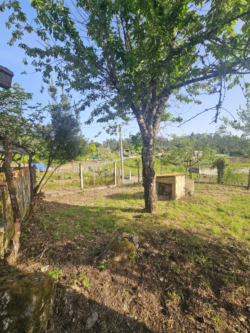 Haus oder Chalet zum Verkauf in Toén mit Privatgarten, Terrasse und Balkon