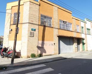 Industrial buildings for sale in Centre - Cordelles