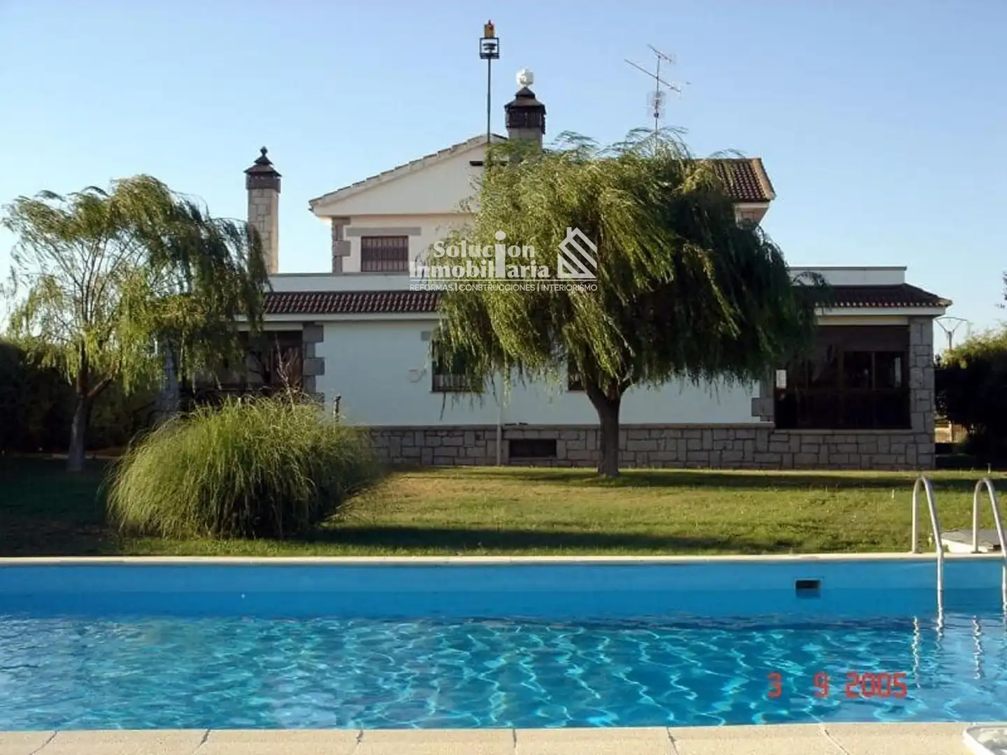 Garden of Houses for sale in Villares de la Reina  with Heating and Swimming Pool