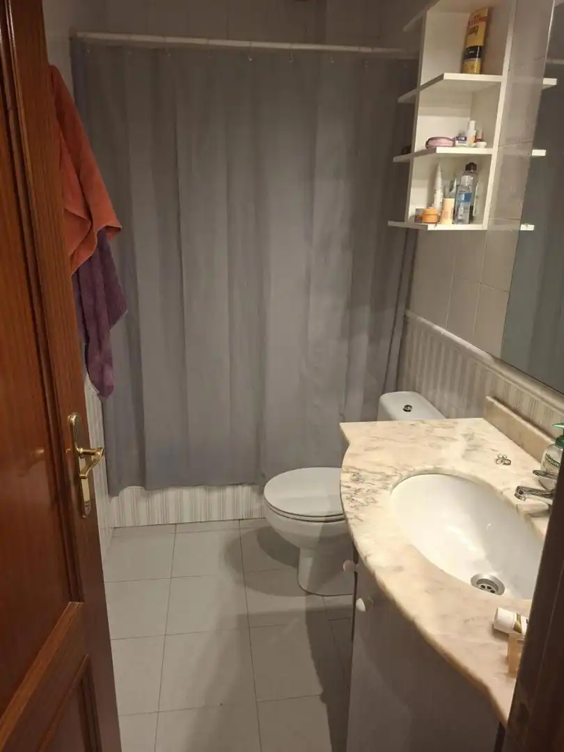 Baño de Casa o chalet en venta en Sabadell con Calefacción, Parquet y Terraza