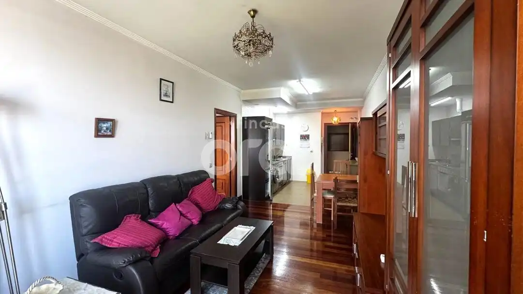 Sala de estar de Piso de alquiler en Santurtzi  con Calefacción