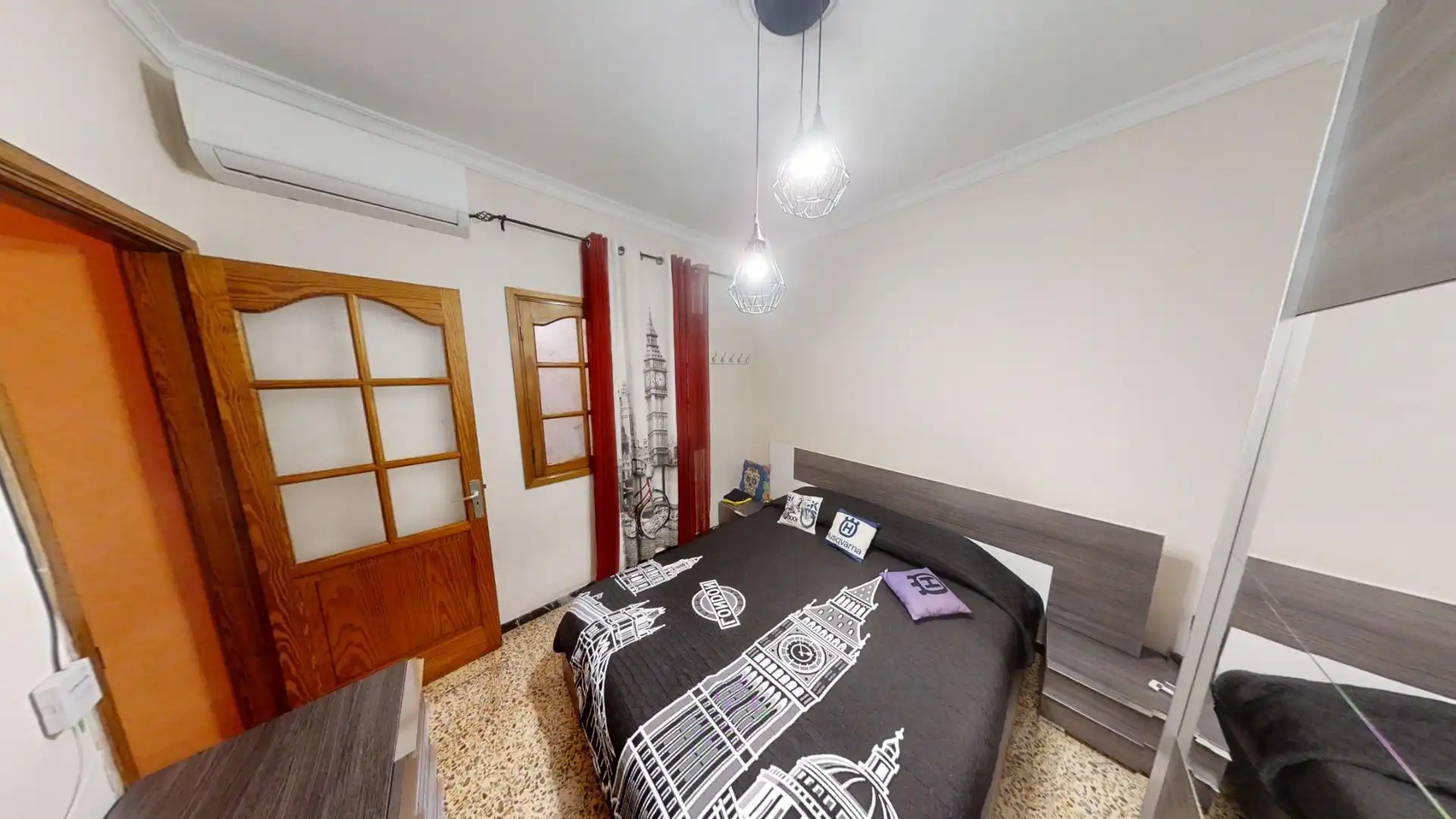 Bedroom of Houses for sale in Telde  with Air Conditioner, Heating and Storage room