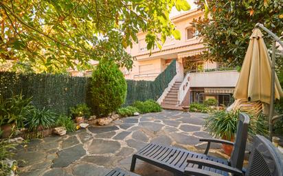 Jardí de Casa adosada en venda en Granollers amb Aire condicionat, Calefacció i Terrassa