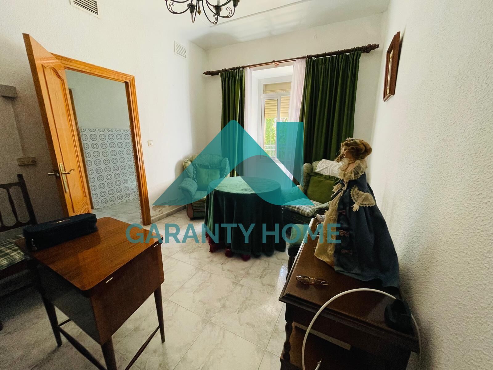 Exterior view of House or chalet for sale in Cáceres Capital  with Air Conditioner, Terrace and Storage room