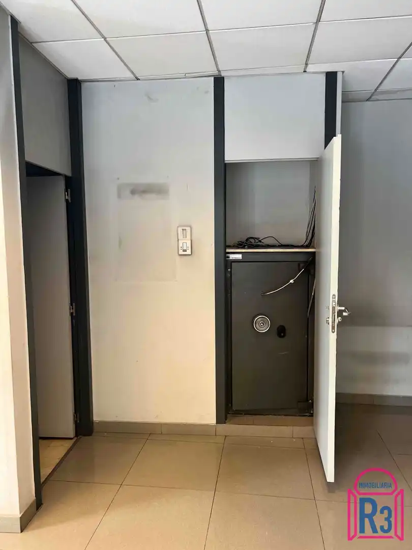 Business premises to rent in Quevedo 27, imagen 12