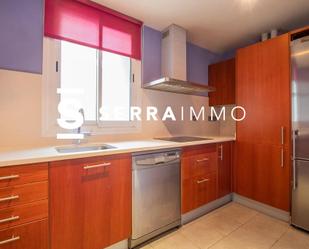 Kitchen of Flat for sale in Vilanova i la Geltrú  with Air Conditioner, Heating and Terrace