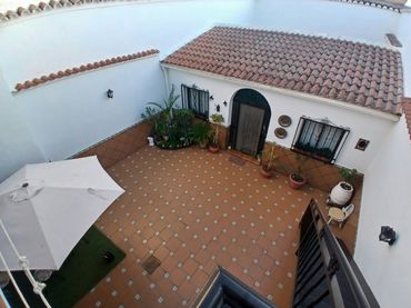 House with balcony for sale in Calle Bernardo Balbuena