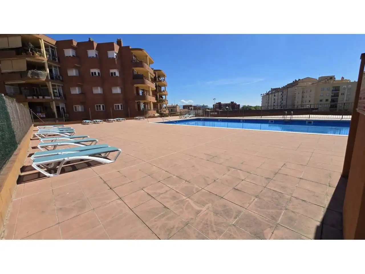 Swimming pool of Flat for sale in Figueres  with Heating, Terrace and Community pool