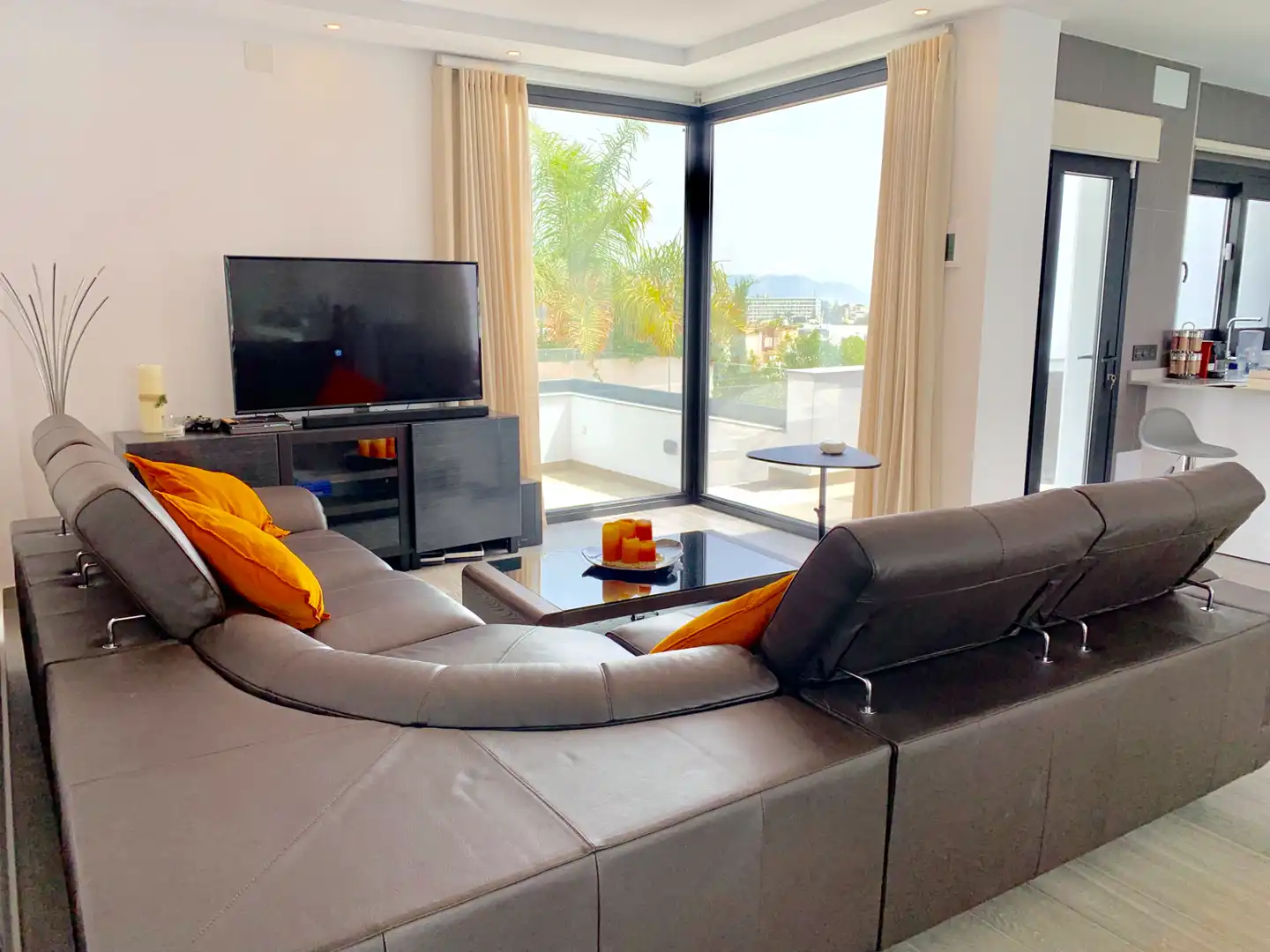 Living room of Houses for rent in Nerja  with Air Conditioner, Private garden and Terrace