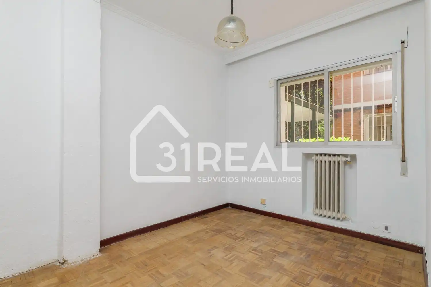 Habitación de Piso en venta en Madrid con Calefacción, Jardín privado y Parquet