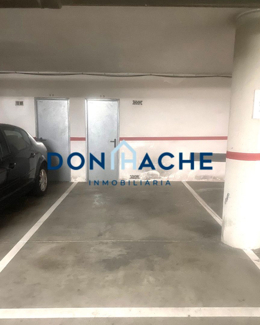 Aparcament de Garatge en venda en Mérida