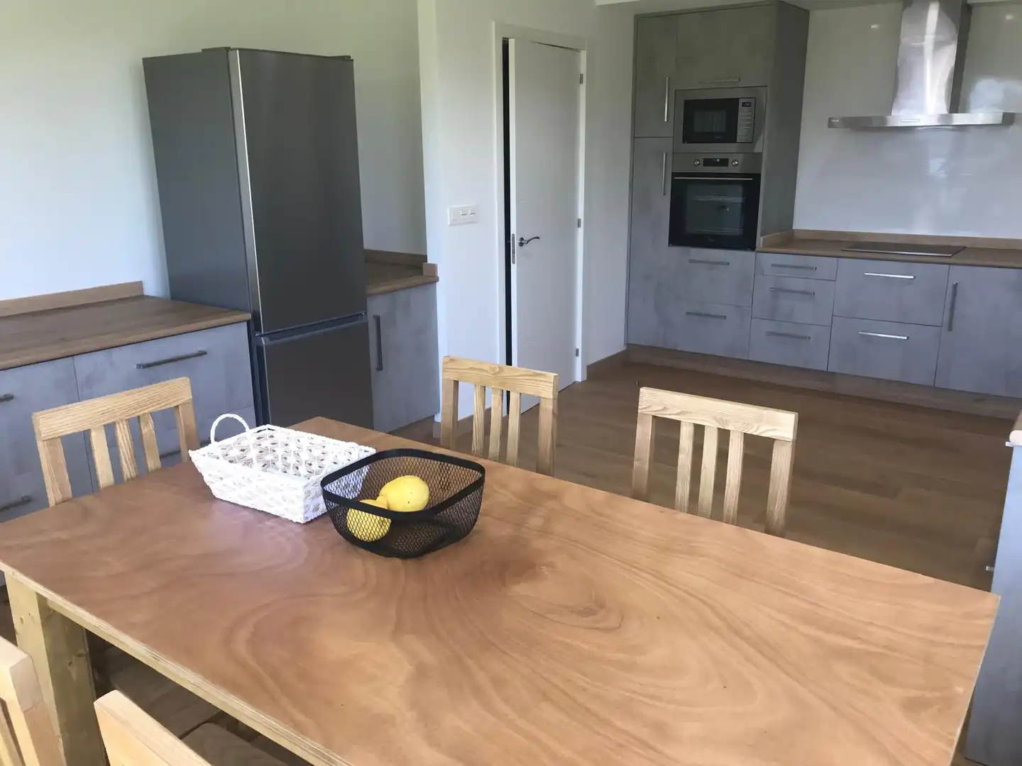 Cocina de Casa o chalet de alquiler en Foz con Jardín privado y Amueblado