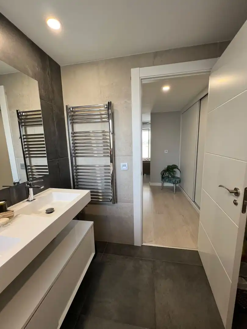 Badezimmer von Wohnung zum Verkauf in Torrero-La Paz