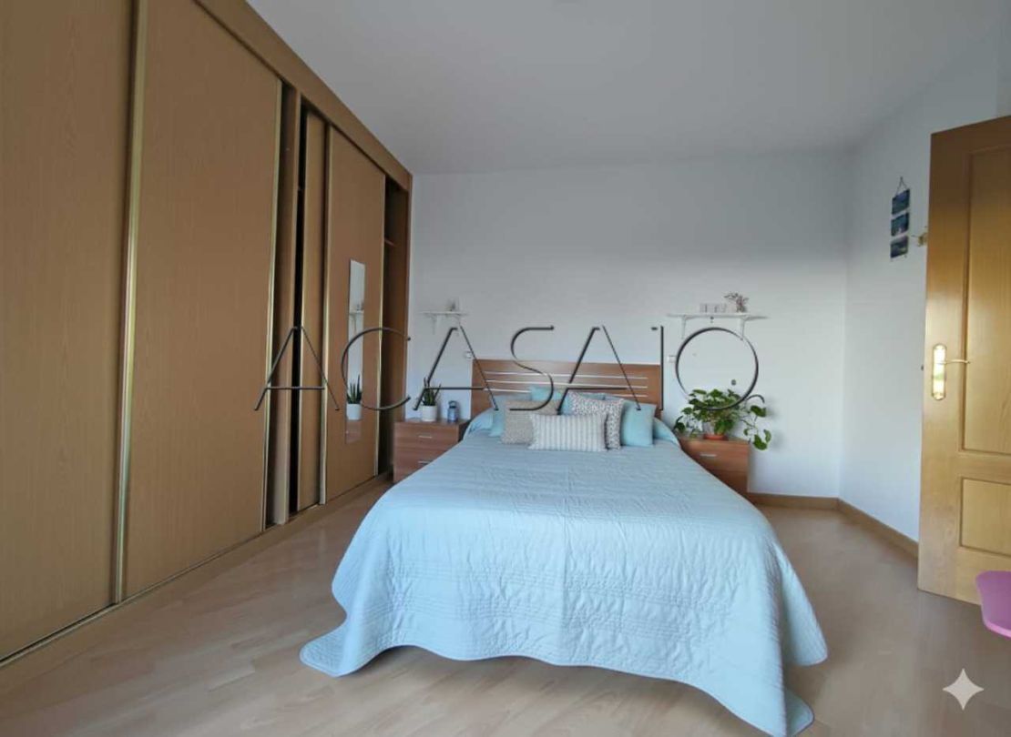 Bedroom of Flat for sale in El Viso de San Juan  with Air Conditioner and Heating