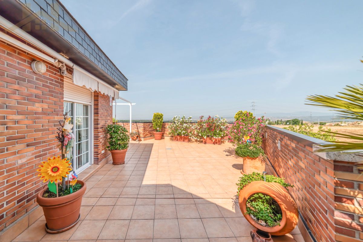 Terrace of Attic for sale in Majadahonda  with Air Conditioner, Heating and Private garden