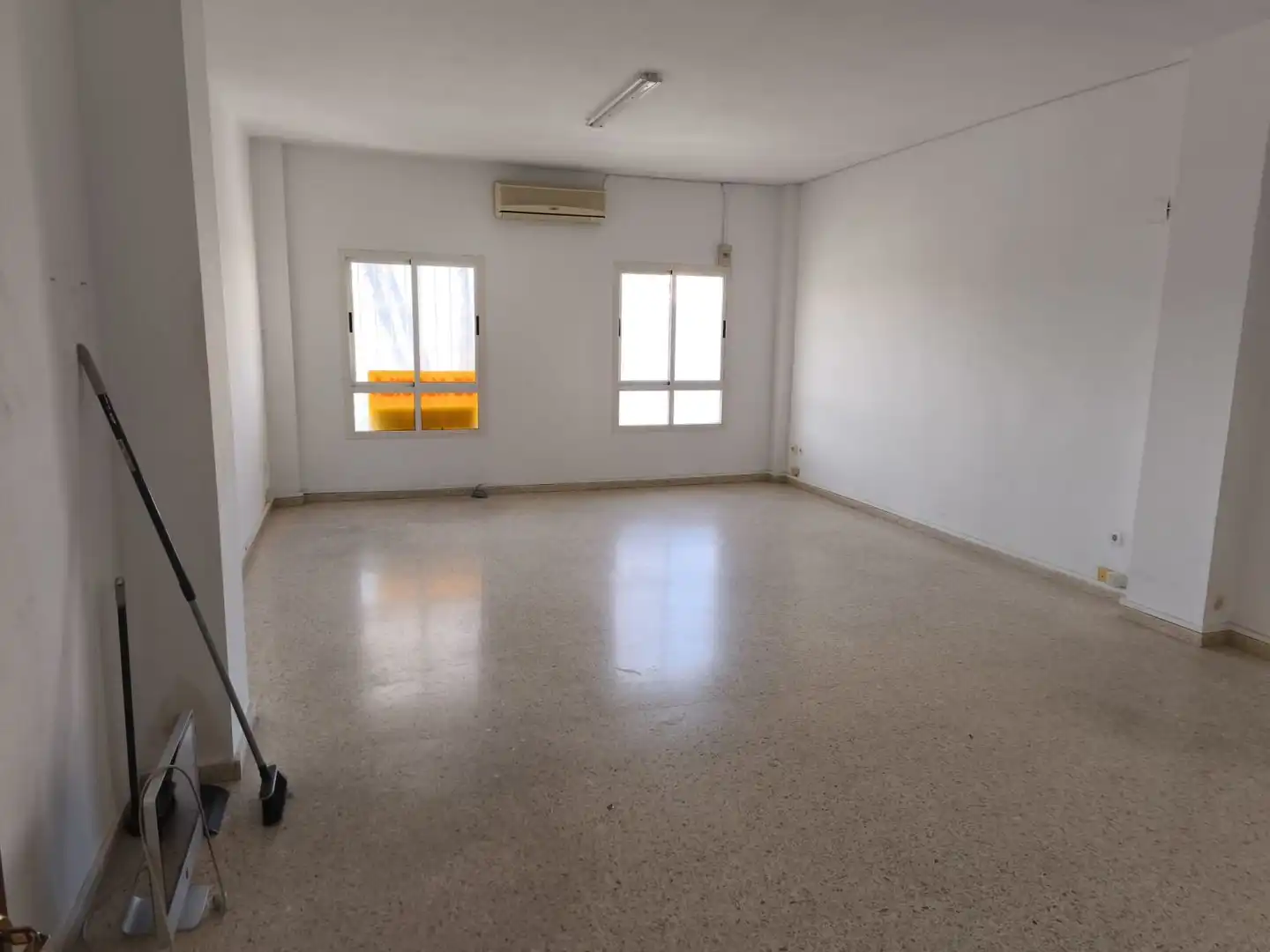 Office space to rent in Este - Alcosa- Torreblanca, imagen 5