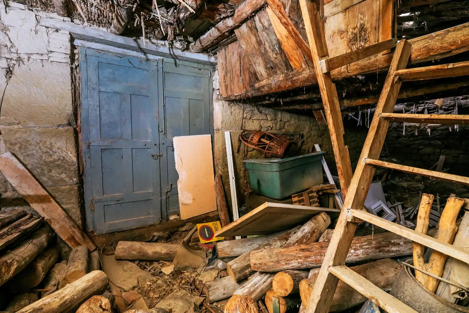 Casa o xalet en venda en Ayerbe amb Moblat i Balcó