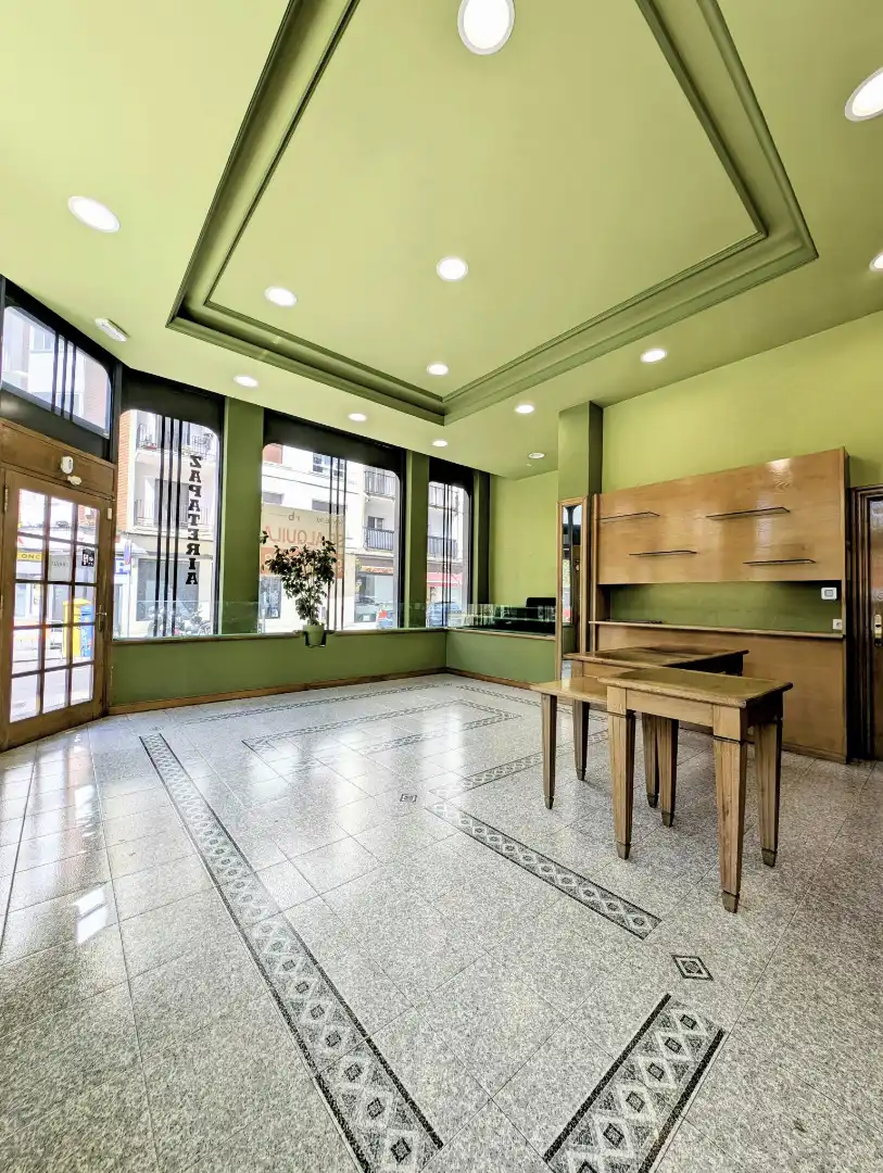 Business premises to rent in Alfonso Morales Kalea, imagen 2