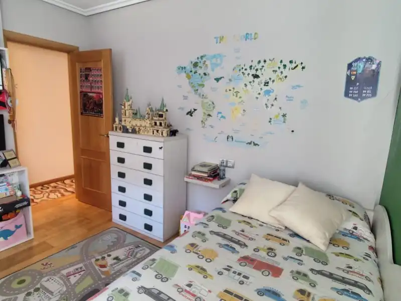 Habitación de Piso en venta en Pravia con Calefacción