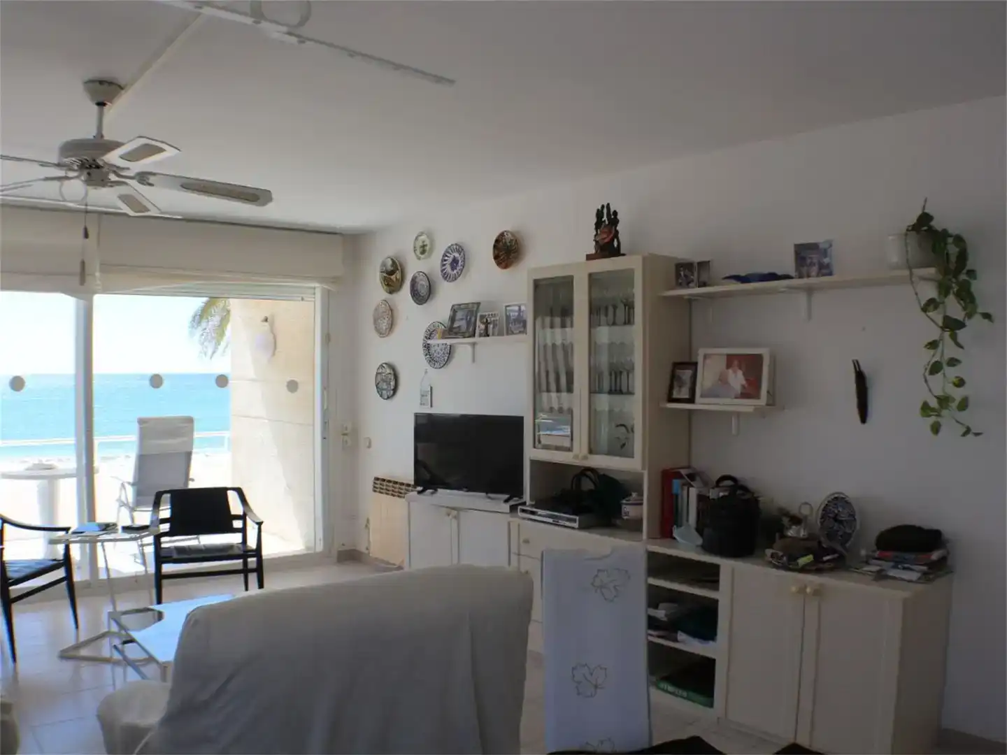 Living room of Flat for sale in El Vendrell  with Swimming Pool and Balcony