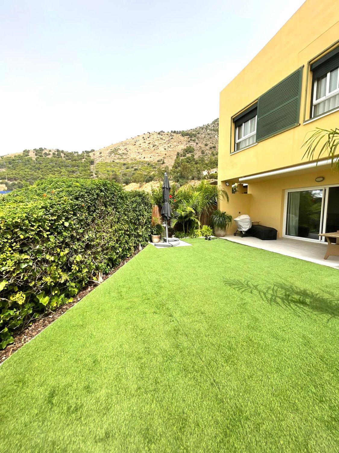 Jardí de Casa o xalet en venda en Benalmádena amb Aire condicionat, Calefacció i Terrassa