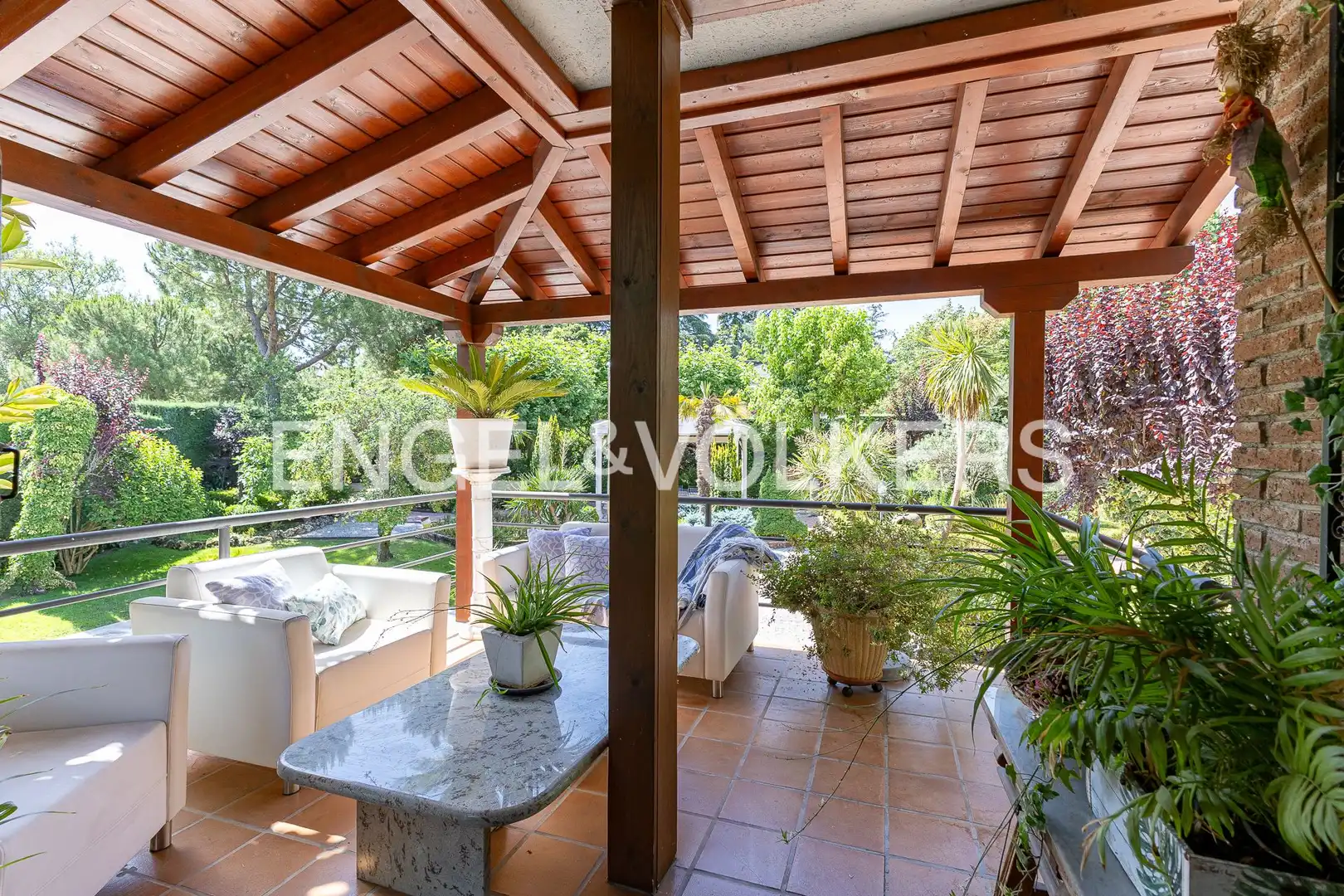 Terrace of Houses for sale in Majadahonda  with Air Conditioner, Heating and Private garden