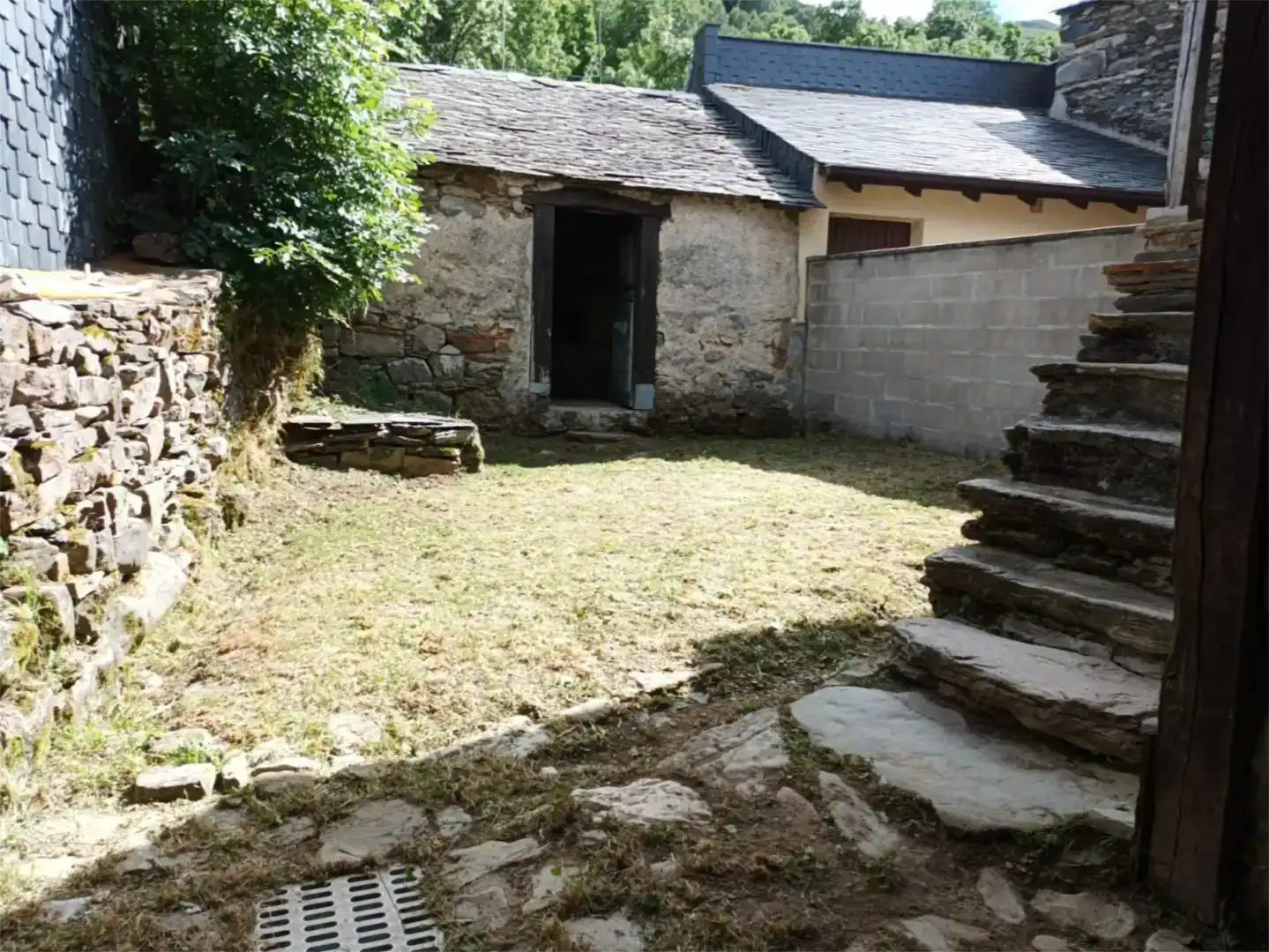 Casa o chalet en venta en Murias de Paredes con Balcón