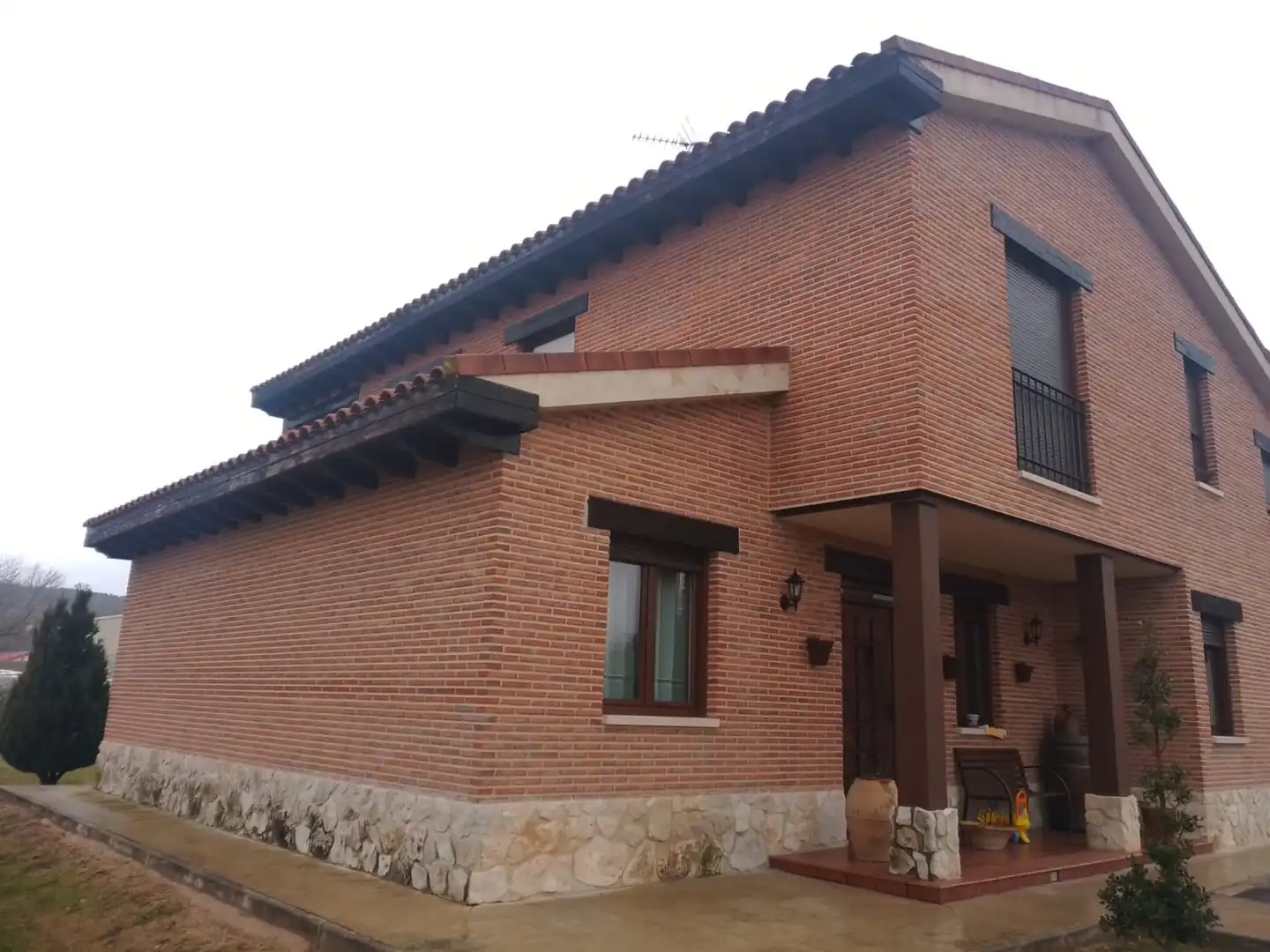 Vista exterior de Casa o xalet en venda en Quintana del Puente amb Calefacció, Jardí privat i Terrassa