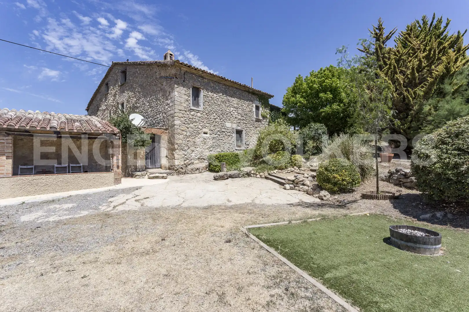 Vista exterior de Finca rústica en venta en Subirats con Calefacción, Jardín privado y Parquet